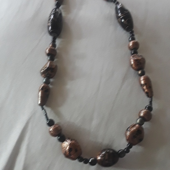 Necklace - Picture 2 of 4
